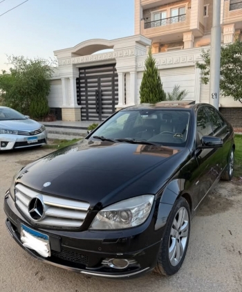  مرسيدس للبيع موديل 2010 فابريكة بالكامل  C250 cgi
