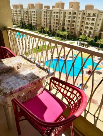 شاليه للايجار ب اكوا فيو الساحل الشمالي فرش فندقي فاخر 