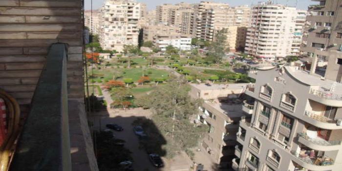 شقق مدينة نصر|شقق القاهرة |دليل العقارات المصرية المصور يحتوي على مجموعه من الشقق المصورة بمحافظة القاهرة بمنطقة مدينة نصر تشطيب فاخر و بدون تشطيب بمساحات من 100م و200م و300م و400م و500م و 700 م مختلفة بشوارع رئيسية و جانبية و تصلح لكافة الأغراض السكنية و الإدارية.. .